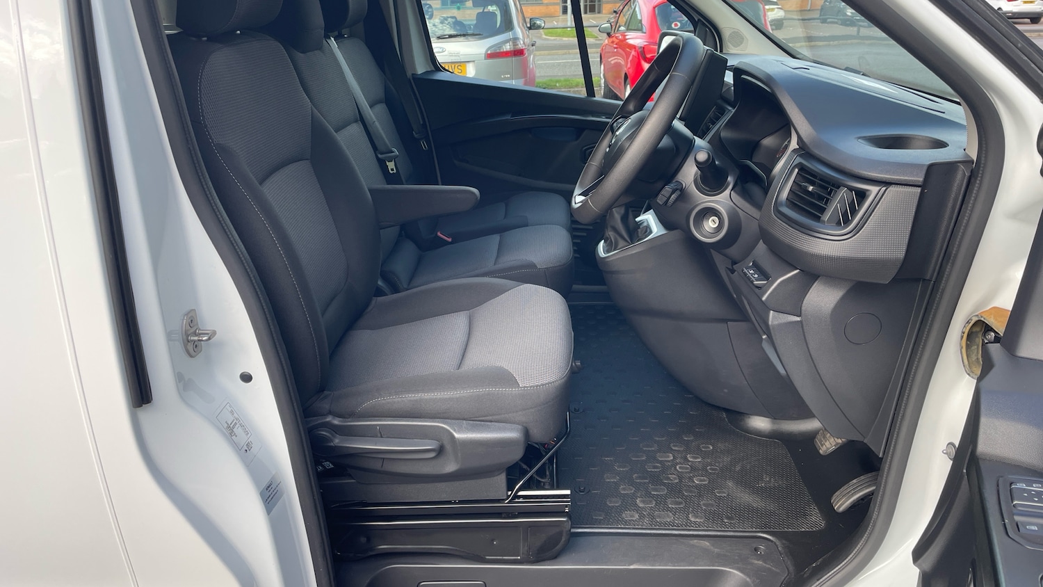 Used Renault Trafic 2023 for sale - 75972258: Photo 6
