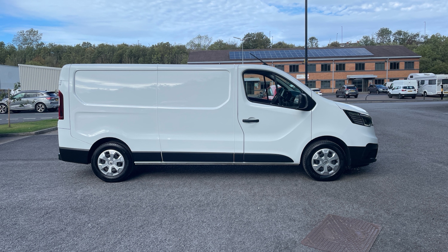 Used Renault Trafic 2023 for sale - 75972258: Photo 9