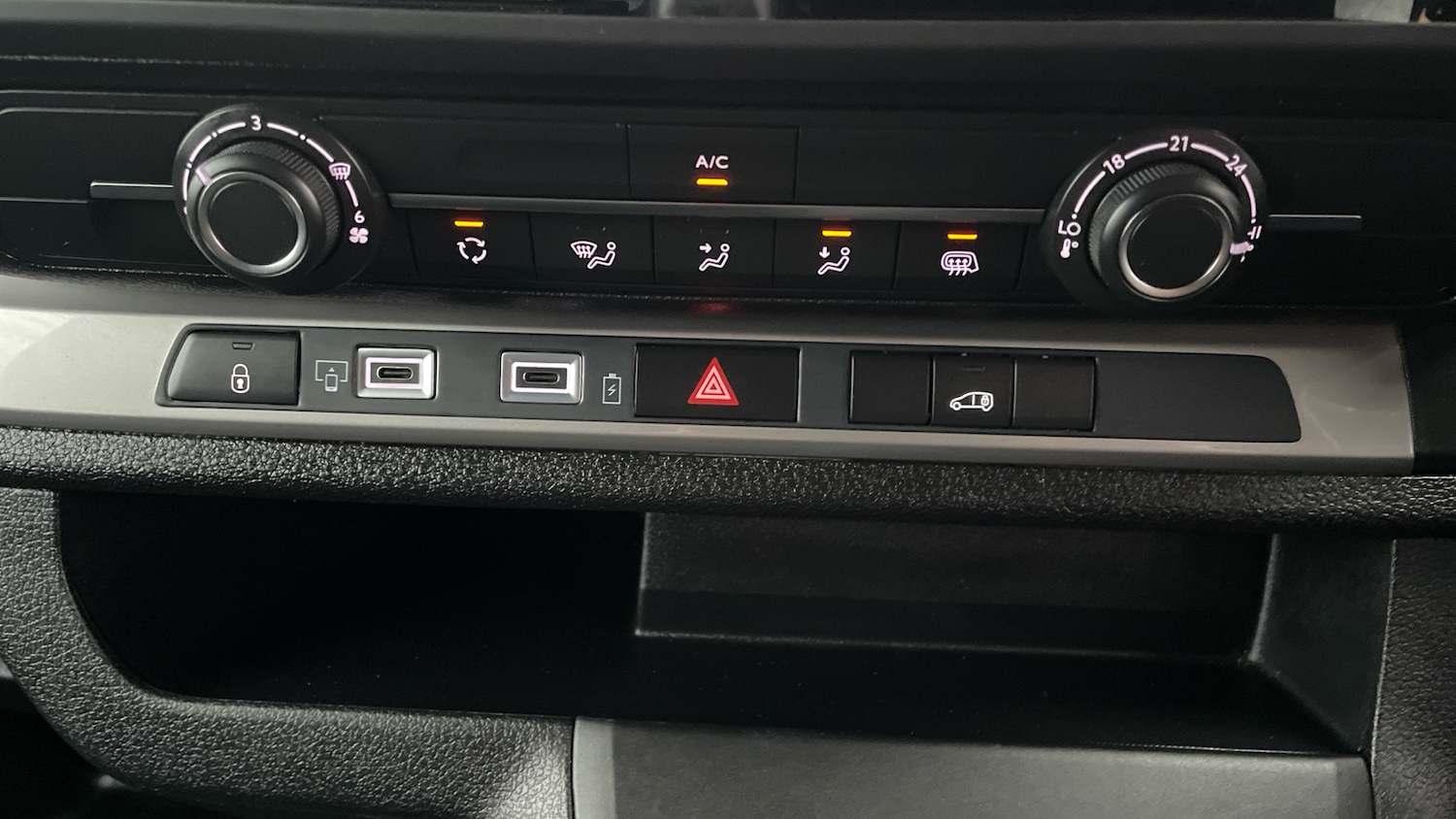 Used Vauxhall Vivaro 2024 for sale - 77325970: Photo 27