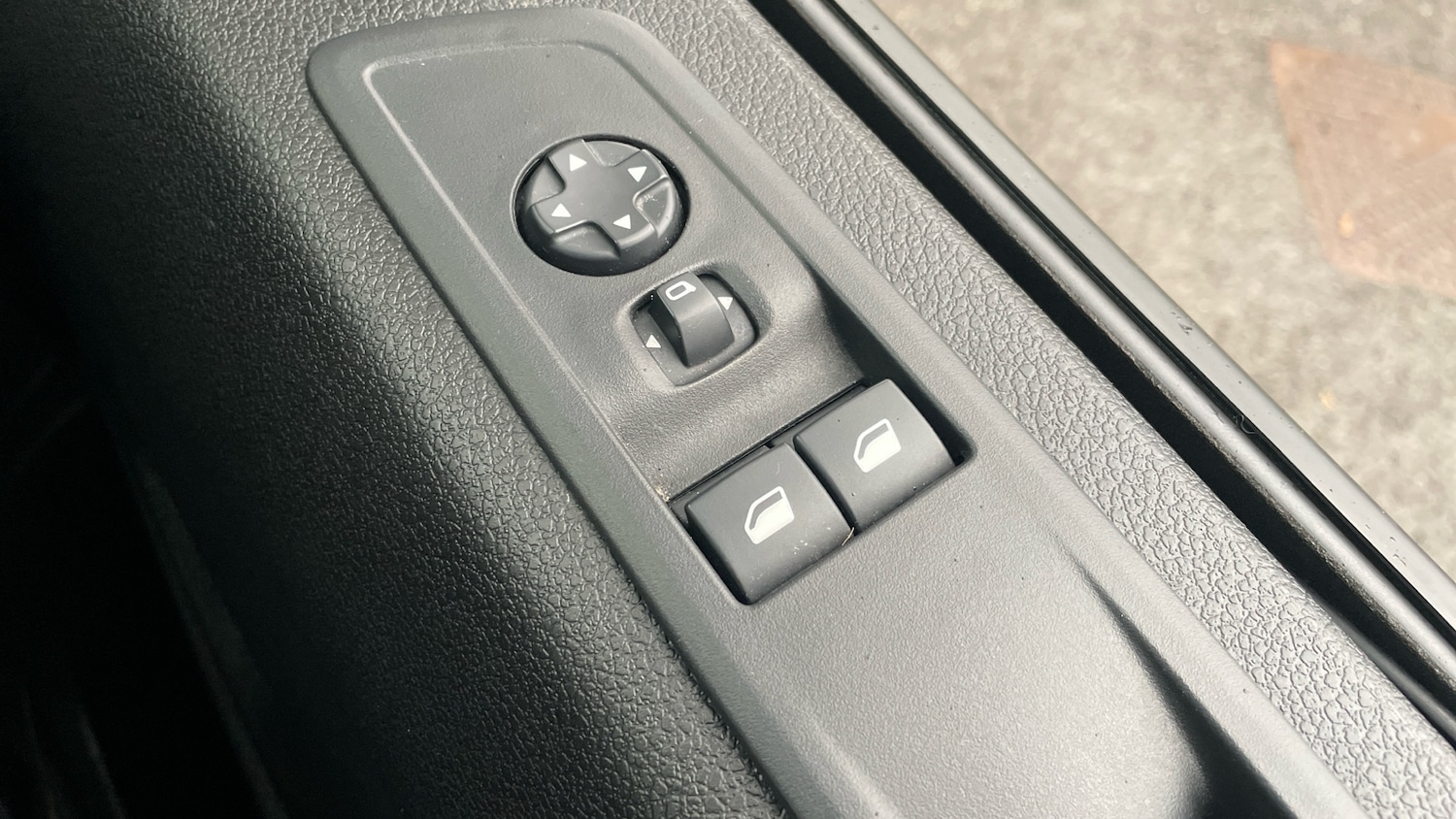 Used Vauxhall Vivaro 2024 for sale - 77325970: Photo 30