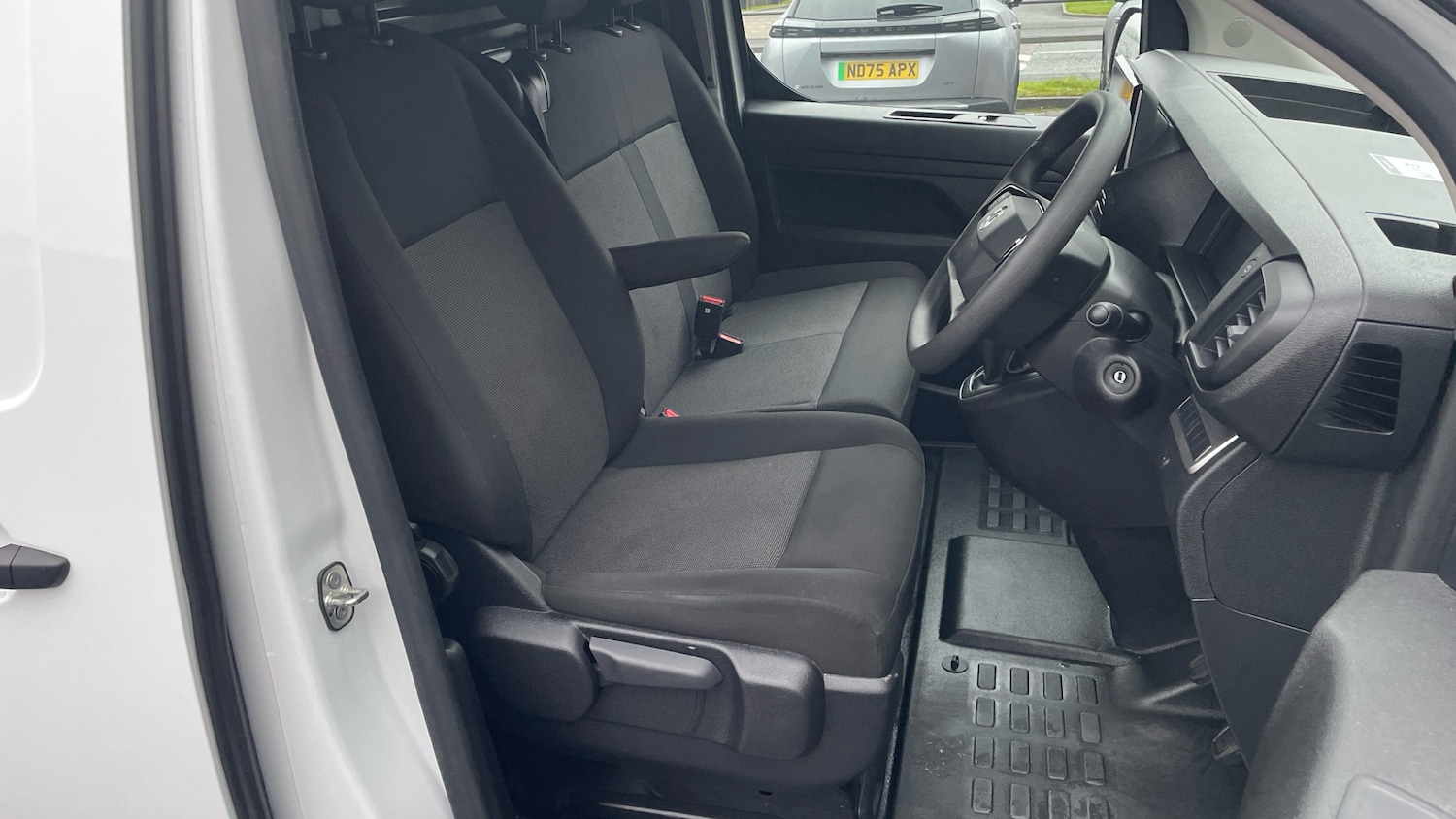 Used Vauxhall Vivaro 2024 for sale - 77325970: Photo 6