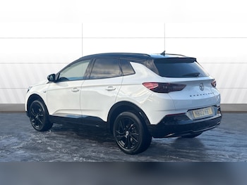 Used Vauxhall Grandland 2022 for sale - 77062043: Photo