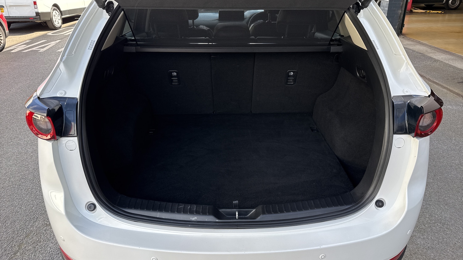 Used Mazda CX-5 2021 for sale - 75969013: Photo 4