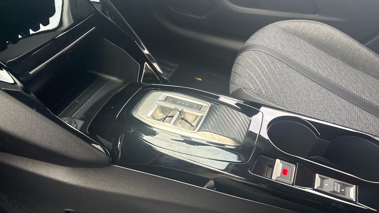 Used Peugeot 208 2025 for sale - 76738643: Photo 13