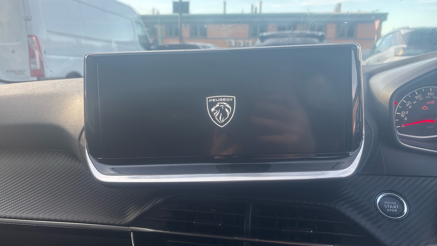 Used Peugeot 208 2024 for sale - 76879238: Photo 12