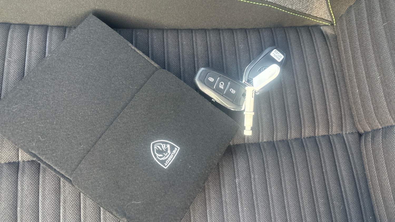 Used Peugeot 208 2024 for sale - 76879238: Photo 19