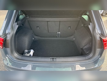 Used Volkswagen Tiguan 2023 for sale - 77501643: Photo