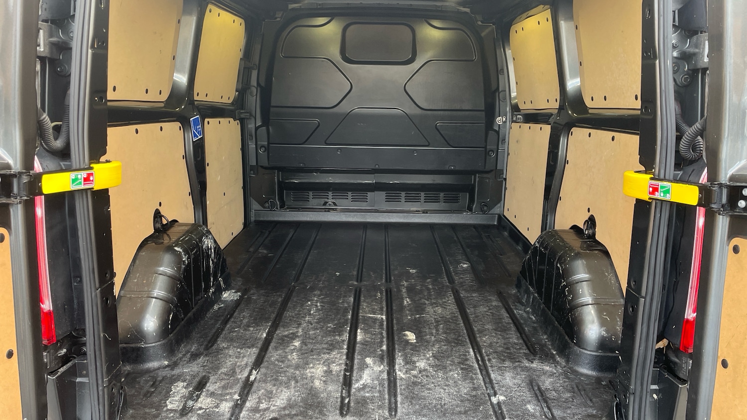 Used Ford Transit Custom 2017 for sale - 76945799: Photo 12