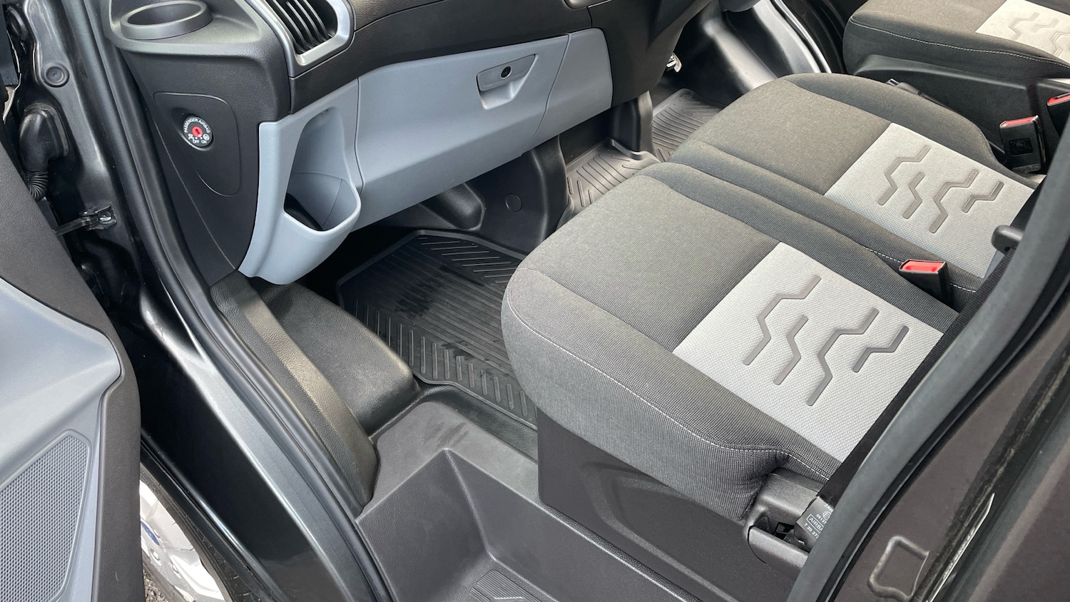 Used Ford Transit Custom 2017 for sale - 76945799: Photo 35