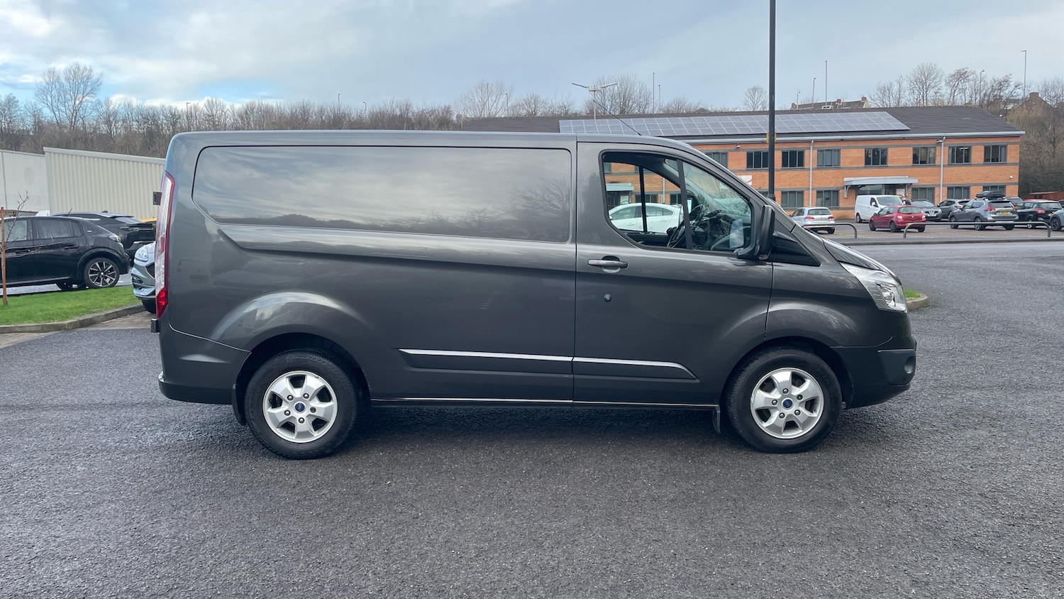 Used Ford Transit Custom 2017 for sale - 76945799: Photo 9