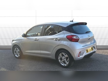 Used Hyundai i10 2022 for sale - 78150535: Photo