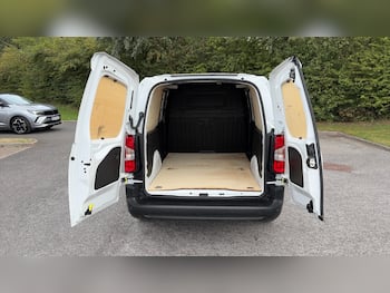 Used Vauxhall Combo 2023 for sale - 79652397: Photo