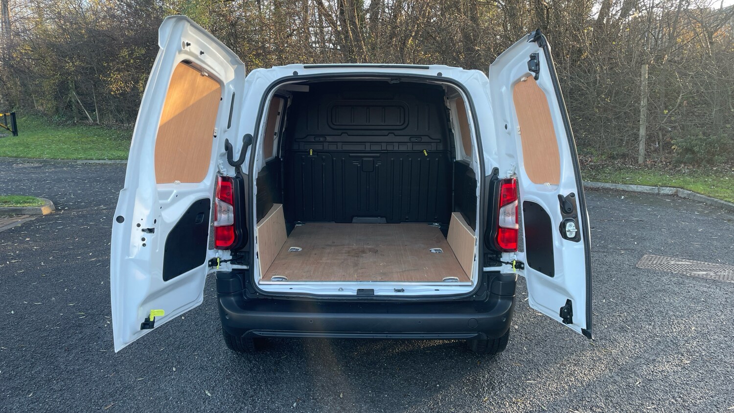 Used Citroen Berlingo 2023 for sale - 76707146: Photo 3