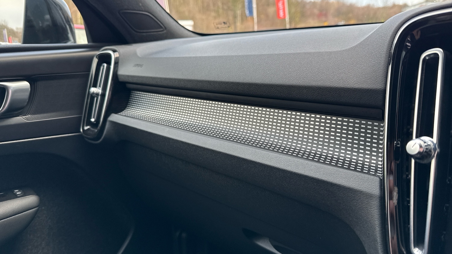 Used Volvo XC40 2020 for sale - 77069232: Photo 34