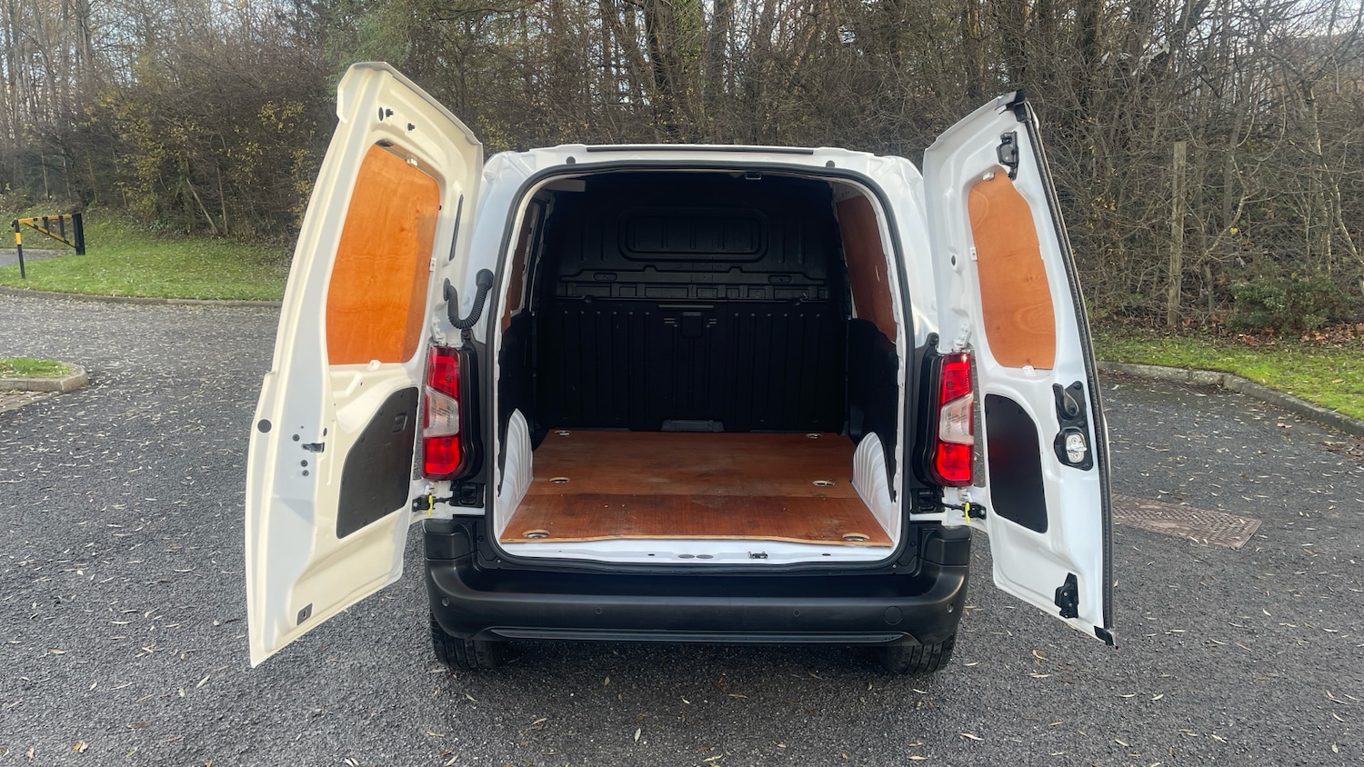 Used Vauxhall Combo 2024 for sale - 76830514: Photo 3