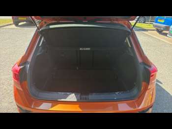 Used Volkswagen T-Roc 2020 for sale - 74639727: Photo