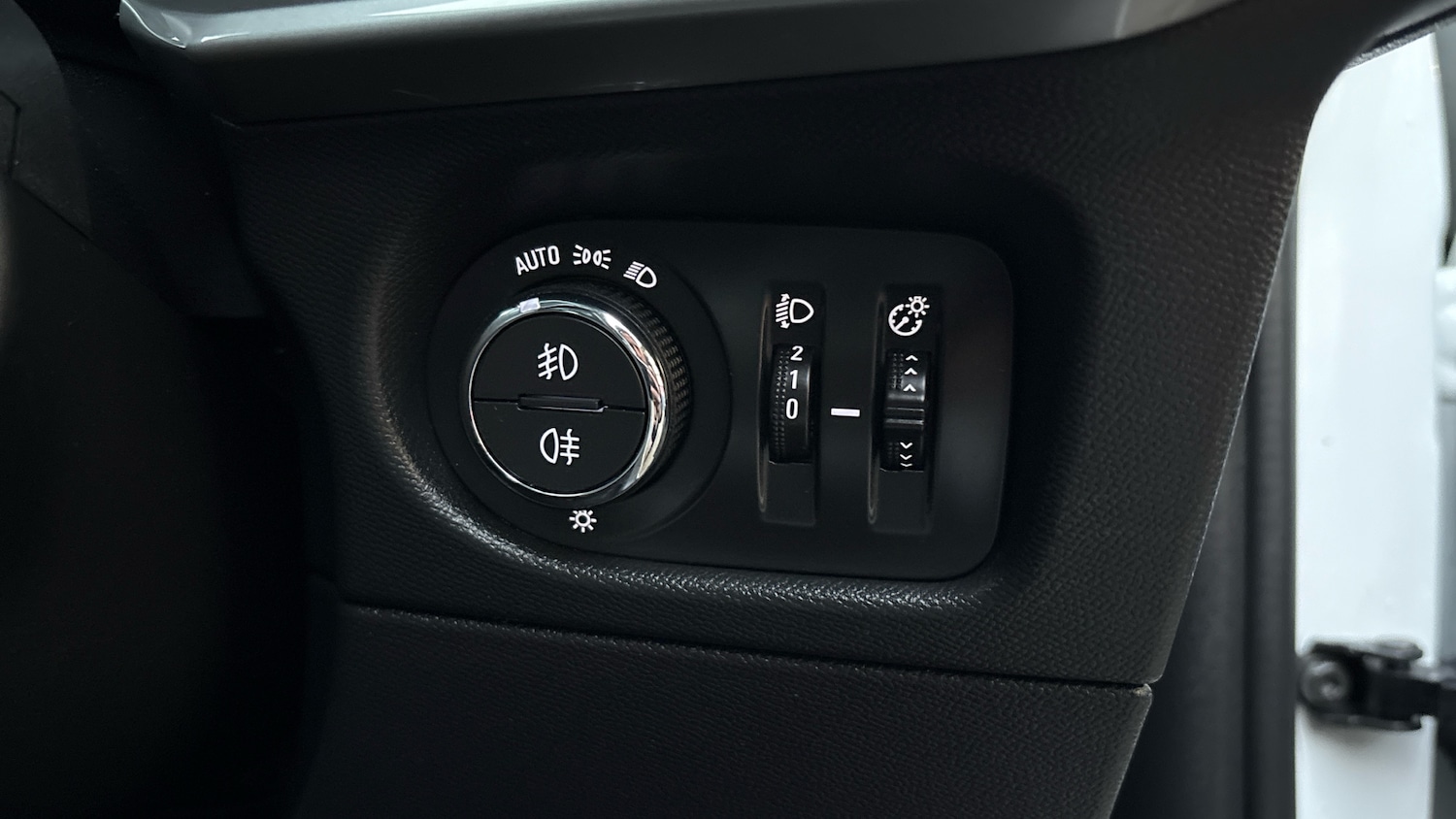 Used Vauxhall Mokka 2022 for sale - 76598845: Photo 33