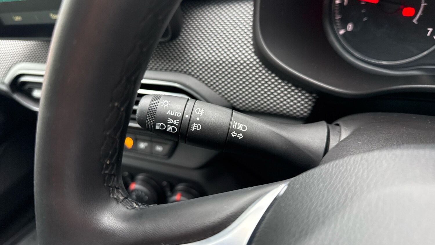 Used Dacia Sandero 2021 for sale - 76129281: Photo 23