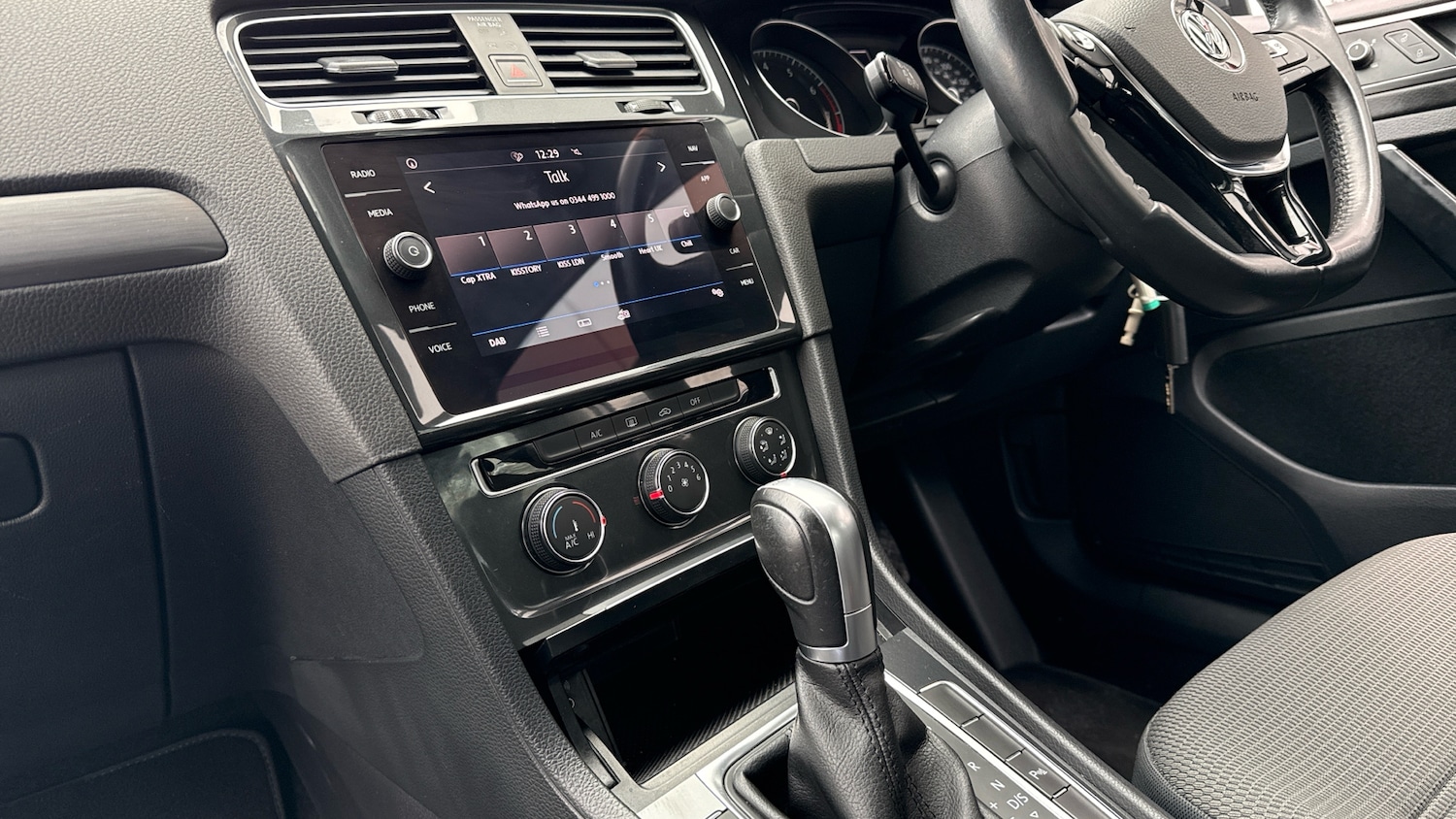 Used Volkswagen Golf 2017 for sale - 76598850: Photo 13