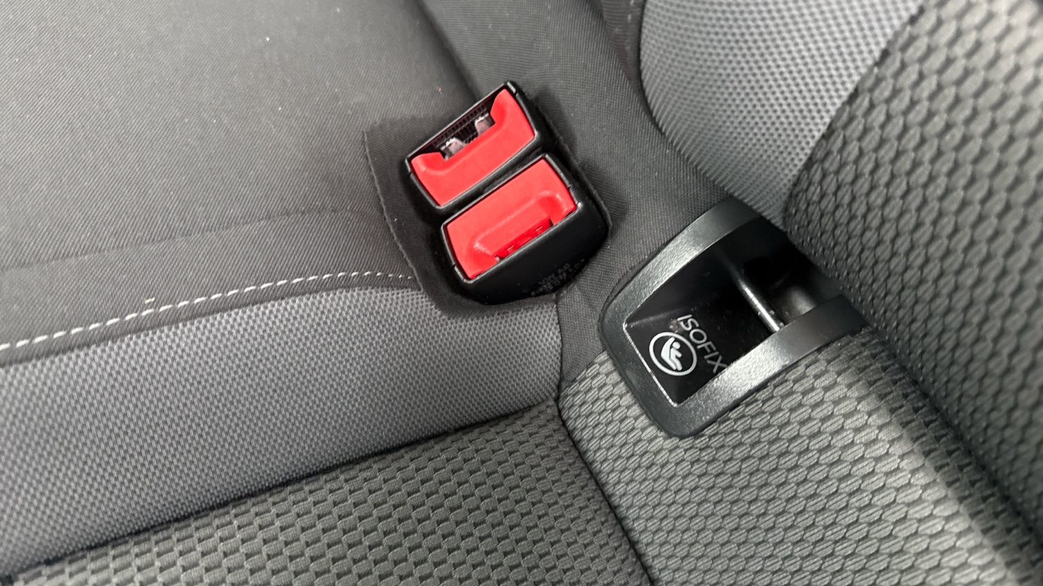 Used Volkswagen Golf 2017 for sale - 76598850: Photo 17