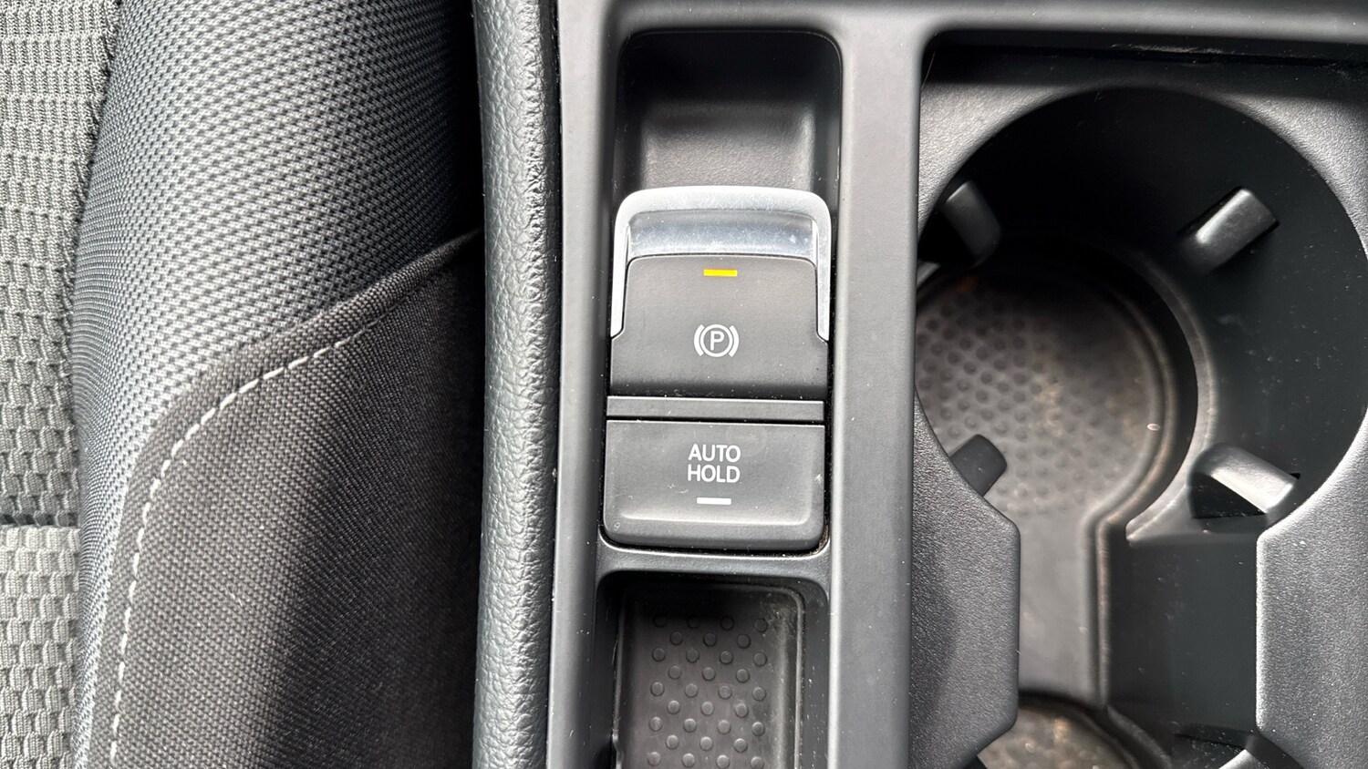 Used Volkswagen Golf 2017 for sale - 76598850: Photo 23