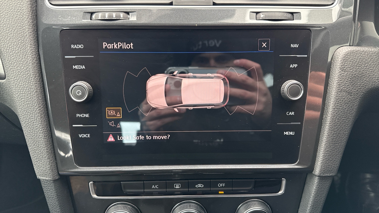 Used Volkswagen Golf 2017 for sale - 76598850: Photo 26