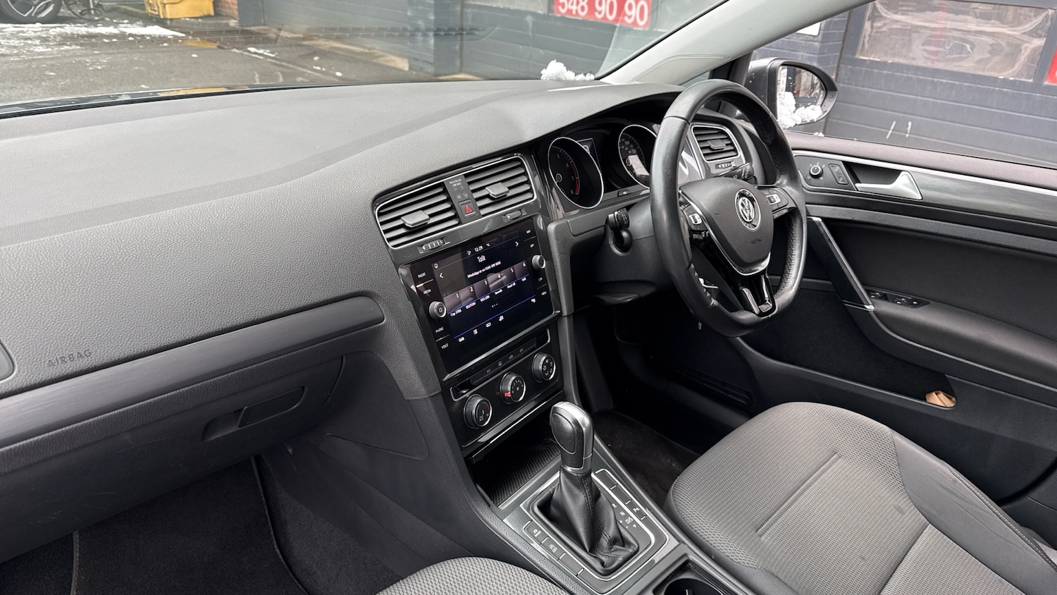 Used Volkswagen Golf 2017 for sale - 76598850: Photo 9