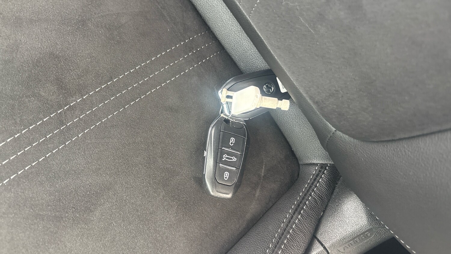 Used Vauxhall Crossland 2022 for sale - 76532574: Photo 20