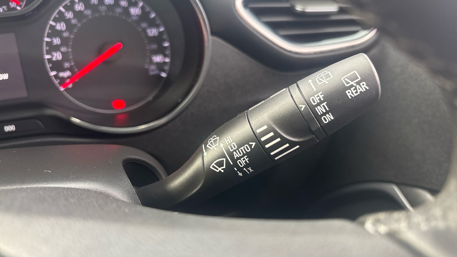 Used Vauxhall Crossland 2022 for sale - 76532574: Photo 25