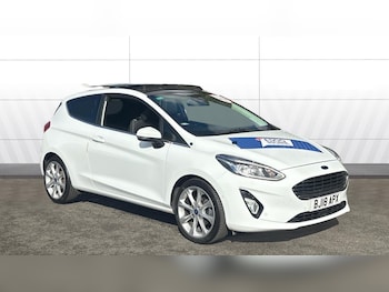 2018 (18) - 1.0 EcoBoost Titanium 3dr Petrol Hatchback