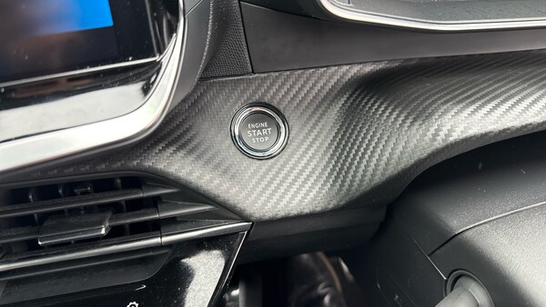 Used Peugeot 208 2023 for sale - 76127942: Photo 24
