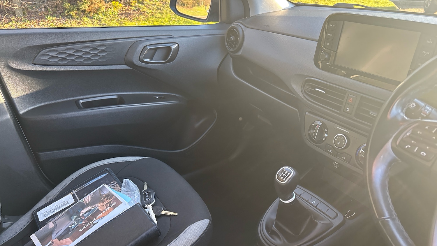 Used Hyundai i10 2022 for sale - 77802275: Photo 14