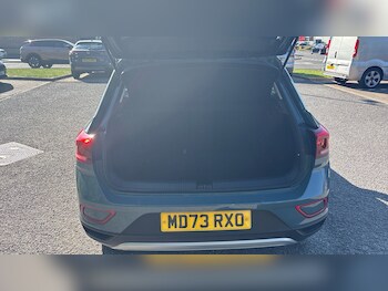 Used Volkswagen T-Roc 2023 for sale - 78410459: Photo