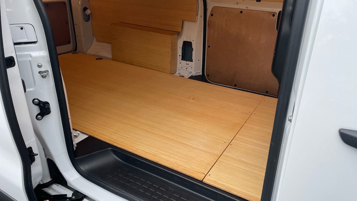 Used Vauxhall Vivaro 2025 for sale - 77759161: Photo 5