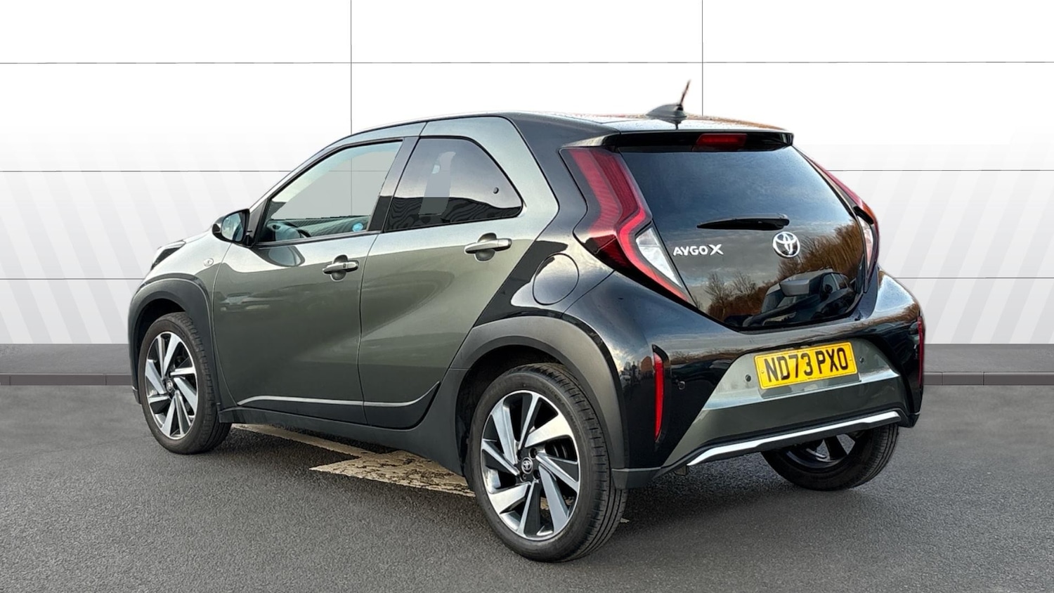 Used Toyota Aygo X 2023 for sale - 76959754: Photo 2