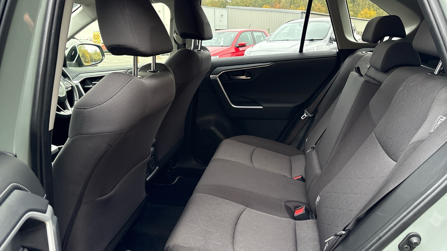 Used Toyota RAV4 2022 for sale - 76319535: Photo 16