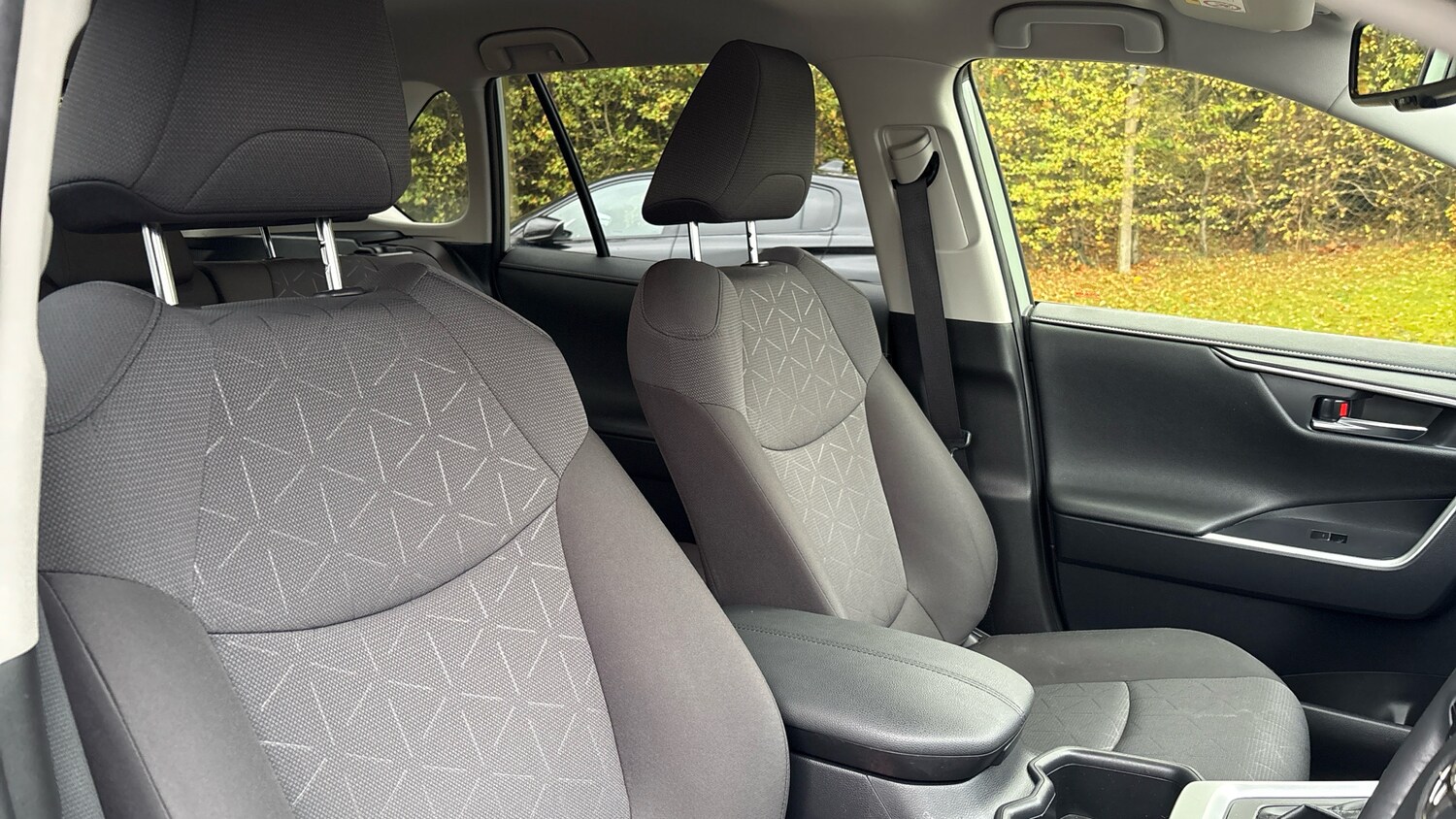 Used Toyota RAV4 2022 for sale - 76319535: Photo 26