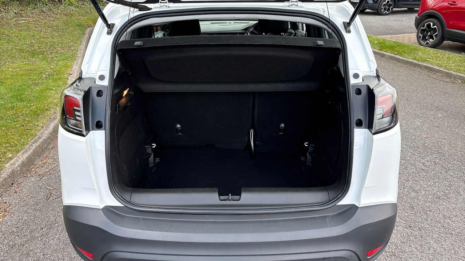 Used Vauxhall Crossland 2022 for sale - 77984753: Photo 4