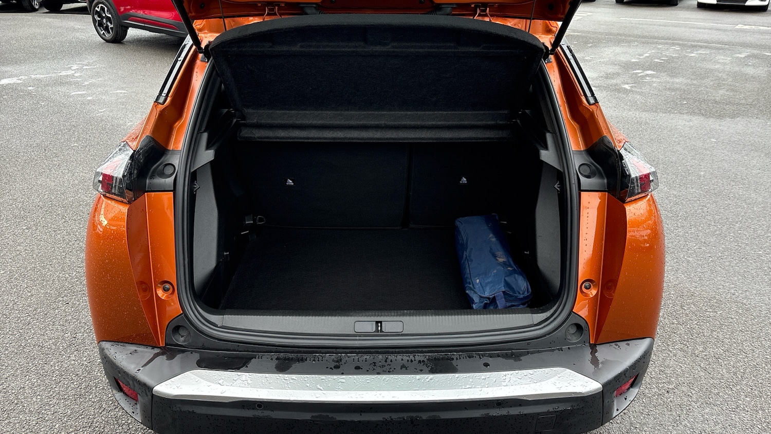 Used Peugeot 2008 2023 for sale - 76859031: Photo 4