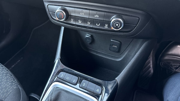 Used Vauxhall Crossland 2022 for sale - 76243084: Photo 28