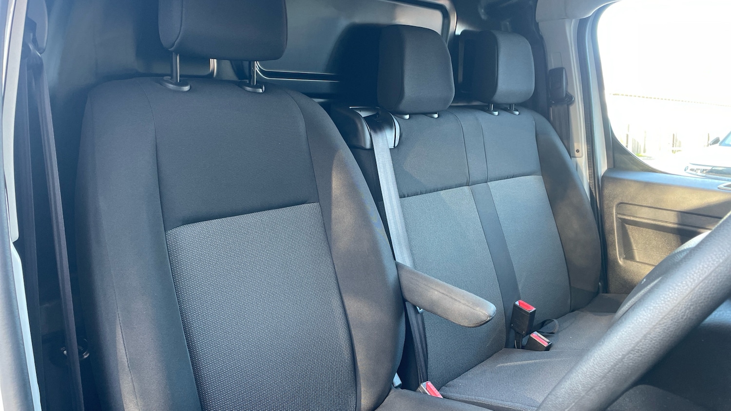 Used Peugeot Expert 2024 for sale - 76766826: Photo 28