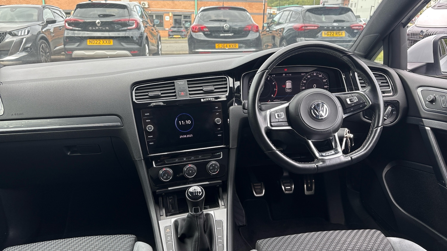 Used Volkswagen Golf 2019 for sale - 76319533: Photo 10