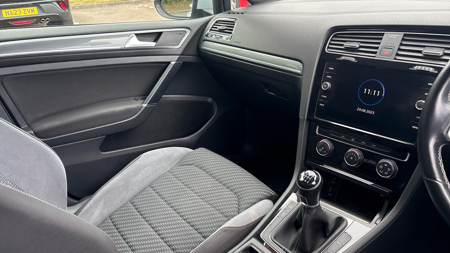 Used Volkswagen Golf 2019 for sale - 76319533: Photo 14
