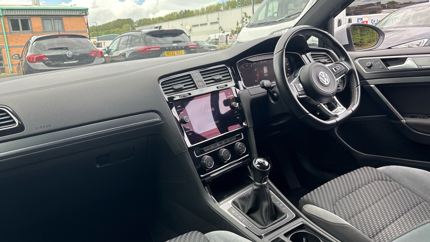 Used Volkswagen Golf 2019 for sale - 76319533: Photo 9
