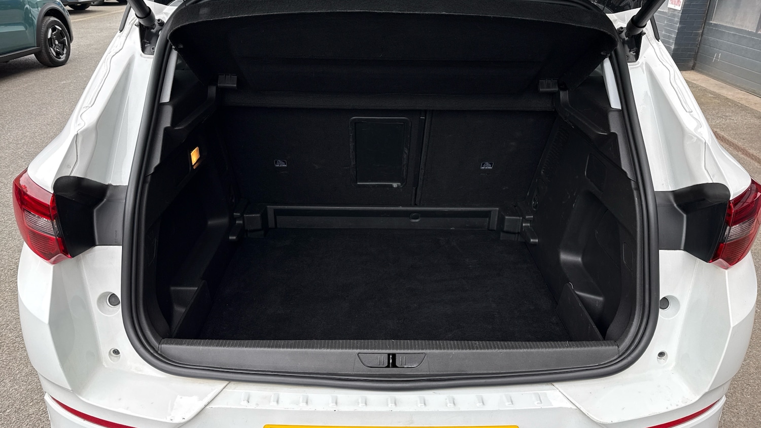 Used Vauxhall Grandland 2023 for sale - 76311299: Photo 4