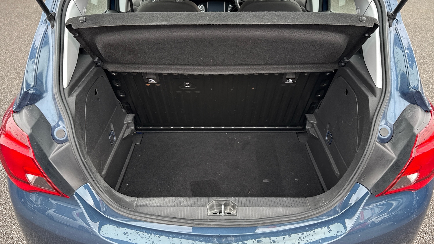Used Vauxhall Corsa 2016 for sale - 76131161: Photo 4