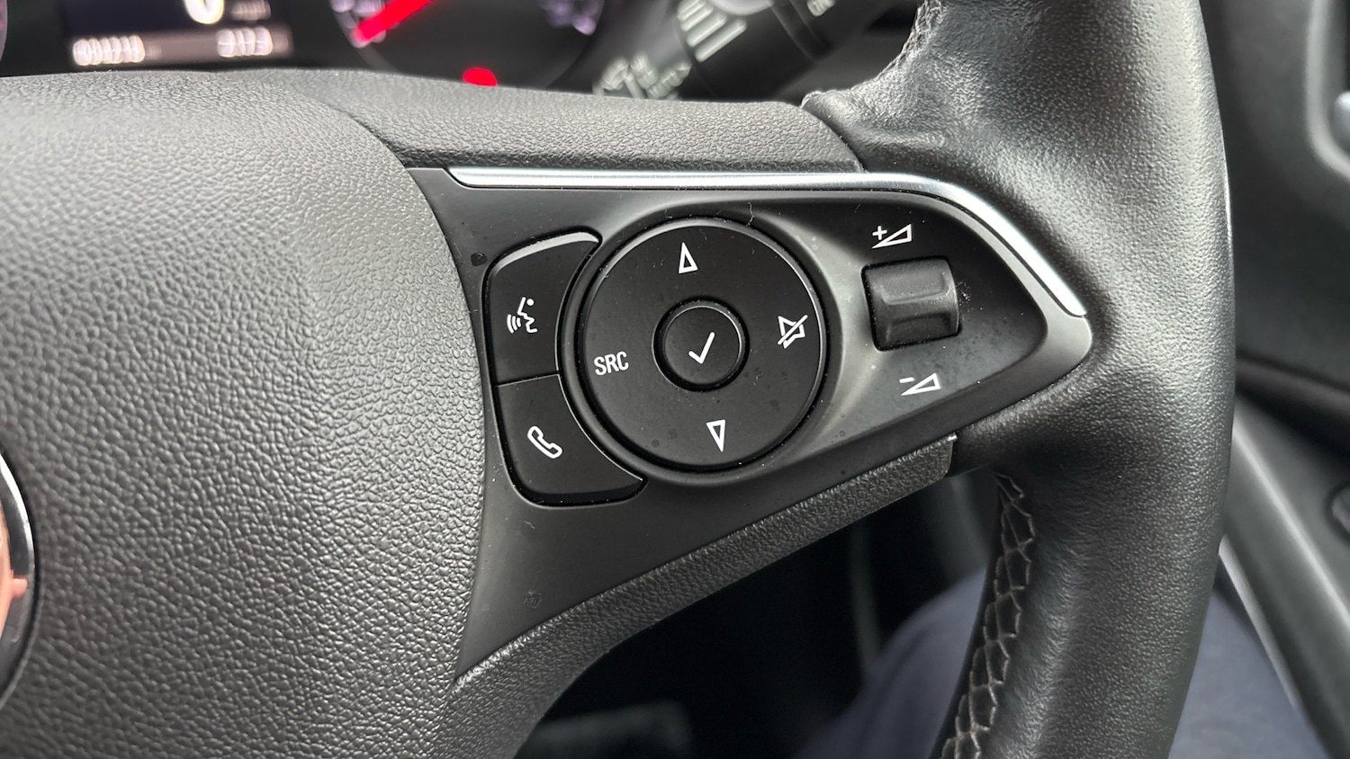 Used Vauxhall Crossland 2022 for sale - 77198763: Photo 28