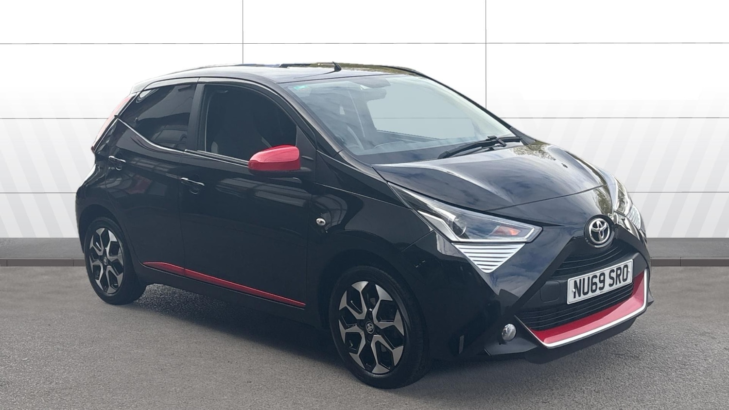 Used Toyota AYGO 2019 for sale - 76335093: Photo 1