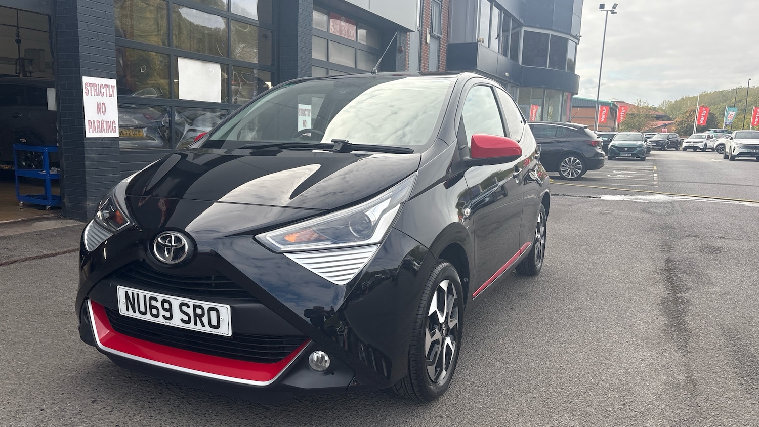 Used Toyota AYGO 2019 for sale - 76335093: Photo 24