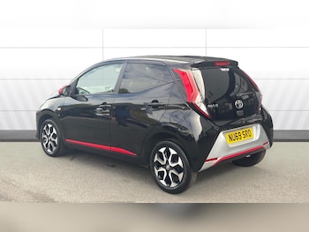 Used Toyota AYGO 2019 for sale - 76335093: Photo